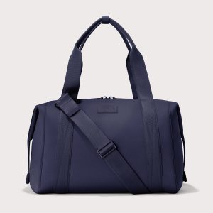 Landon Carryall in Storm. Large