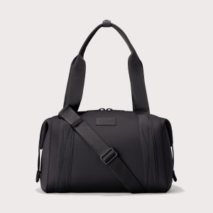 Landon Carryall in Onyx. Medium